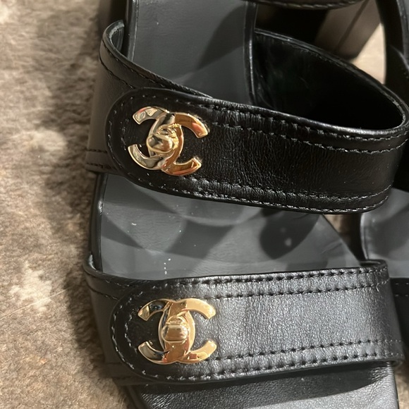 Chanel sandles 39 Italian wonderful condition - Picture 5 of 13